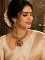 Traditional Antique Jewellery - Image 2