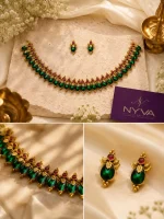 Emerald Teardrop Necklace Set - Image 2