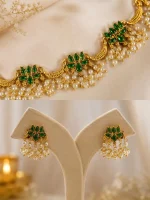 Emerald Green Pearl Floral Necklace Set