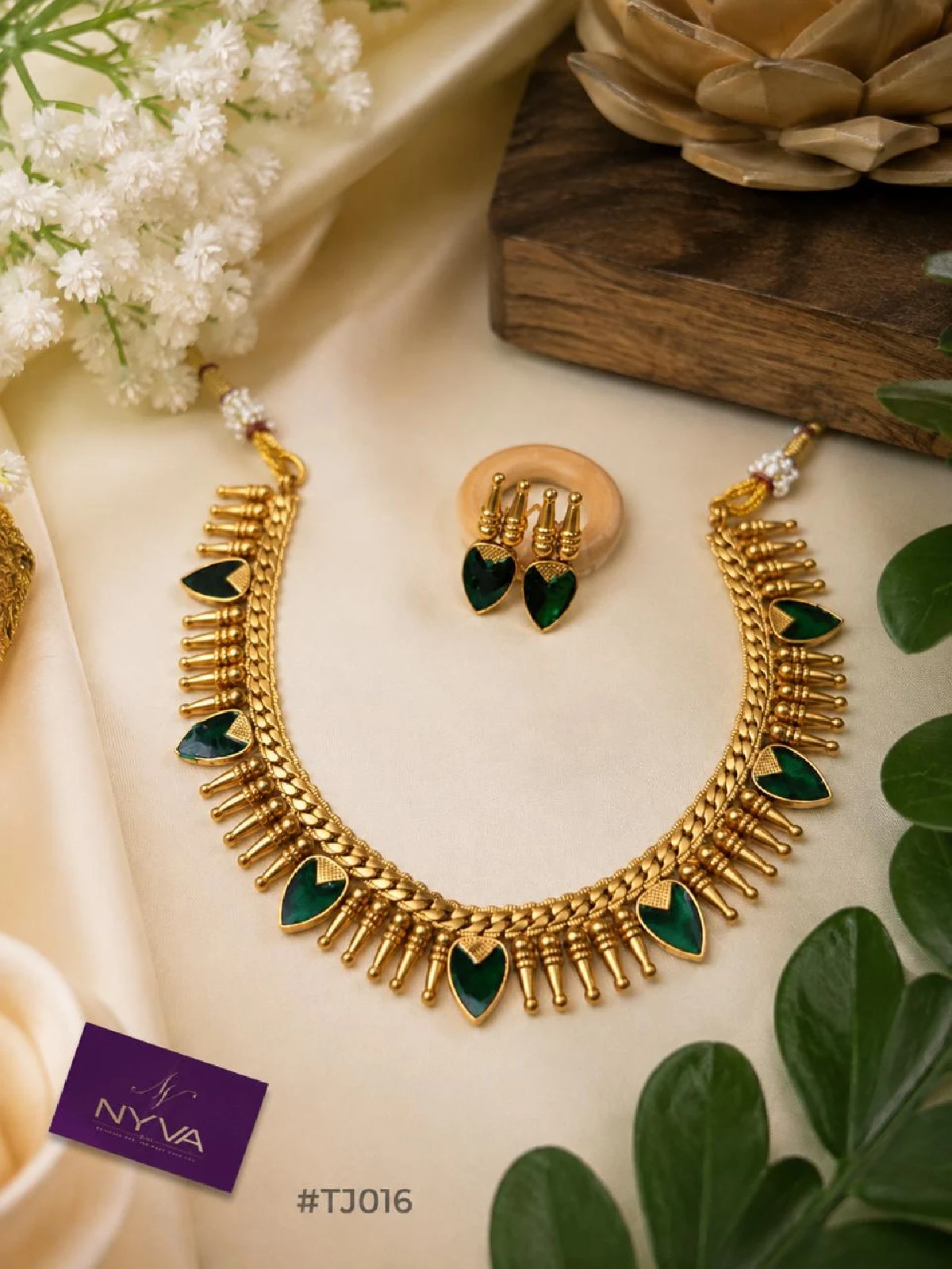 New Project - 2026-08-13T134324.832 Emerald Leaf Necklace Set - Image 1