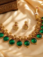 Classic Cabochon Emerald Nagapadam Necklace Set - Image 2